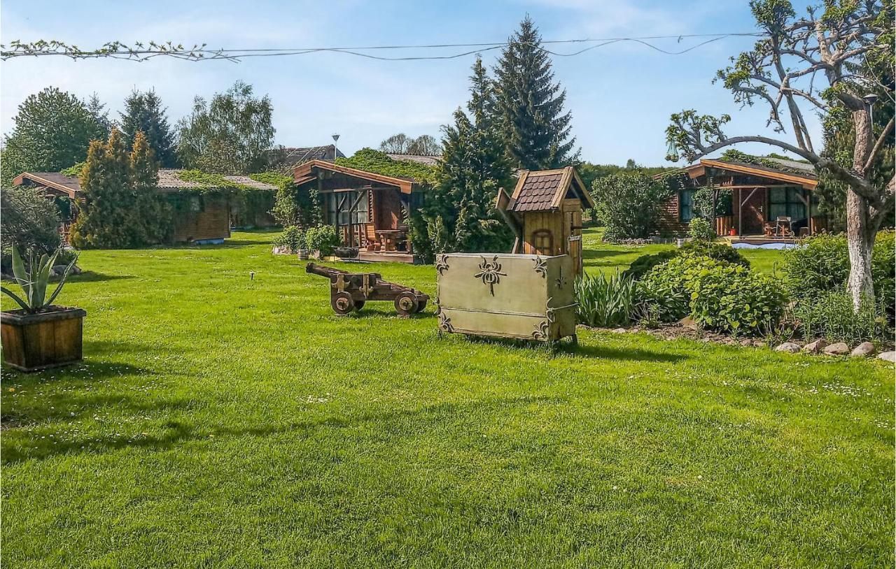 Amazing Home In Wilczeta With Kitchenette 외부 사진